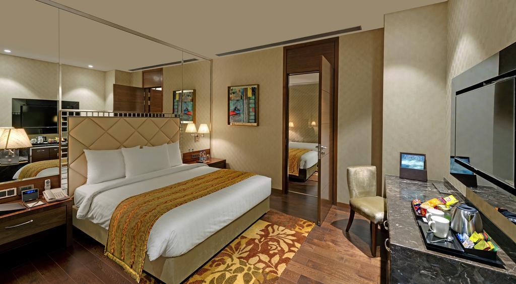 Niranta Transit Hotel Terminal 2 Arrivals/Landside Bombay Exterior foto