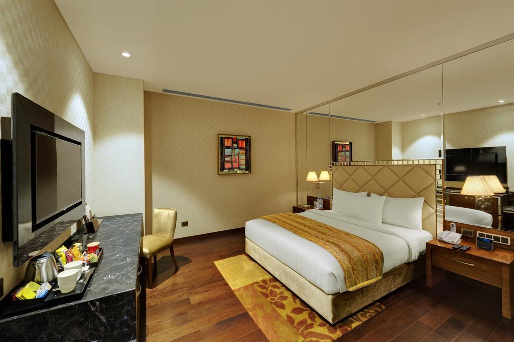 Niranta Transit Hotel Terminal 2 Arrivals/Landside Bombay Exterior foto